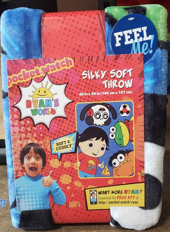 فرانكو بطانية ناعمة من فرانكو مانوفاكتشرينج رايان وورلد، مطبوعة لريان مع أصدقائه، 40 بوصة × 50 بوصة - Image 3