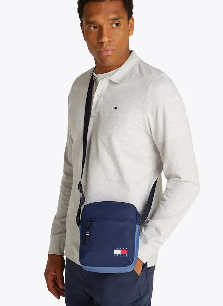 TOMMY JEANS DAILY REPORTER BAG