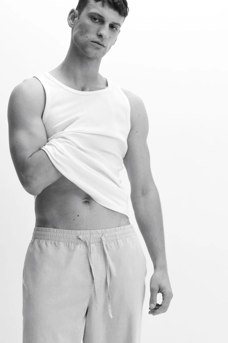 اتش اند ام Relaxed Fit Poplin trousers