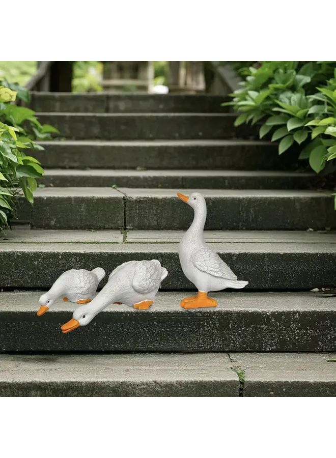 Duck Family Resin Statue 3pcs Gardening Lawn Pond Decor - Image 1