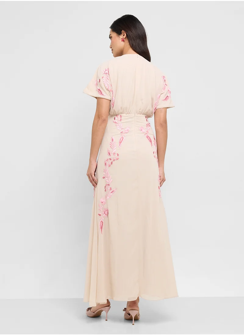 فروك اند فرل Embellished Short Sleeve Maxi Dress