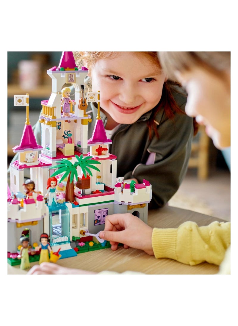 LEGO - Disney Princess Ultimate Adventure Castle 698 Pieces - 43205