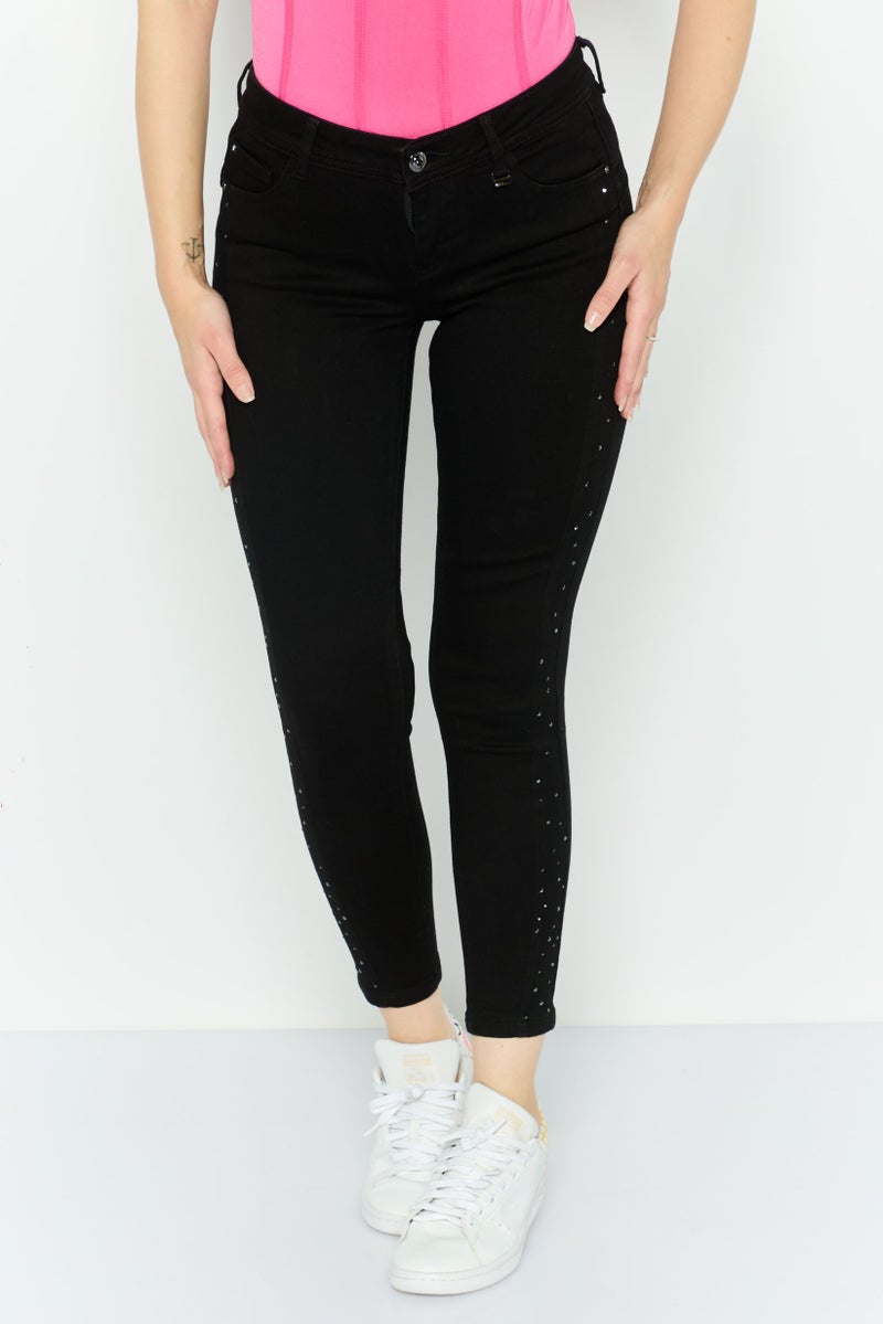 ONLY جينز نسائي ضيق منخفض الخصر بأرجل نحيفة وقابل للتمدد، أسود - Image 1