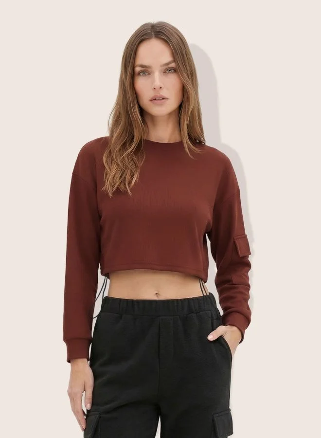Women Boxy Fit Solid Crew Neck Long Sleeve Cropped Sweatshirt