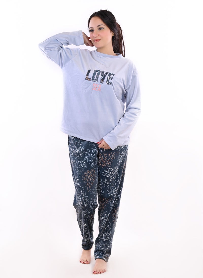 بجامه شتوي قطيفة LOVE  - Image 1
