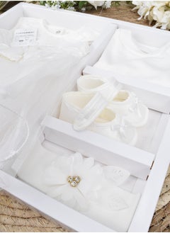 FUN MOMENT Newborn Dress with Gift Box 4 Pieces  - Image 5