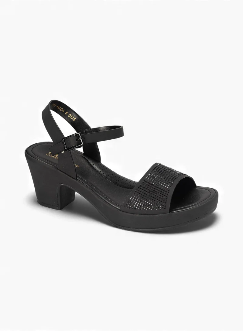 باتا كومفيت صندل بكعب عريض مزود بتفاصيل مزخرفة