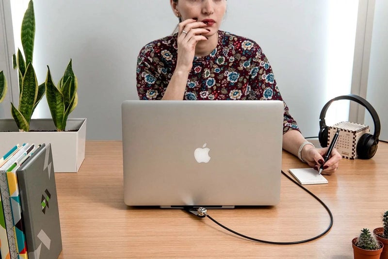 Compulocks Blade Universal Lock Slot Adapter with Keyed - Image 2