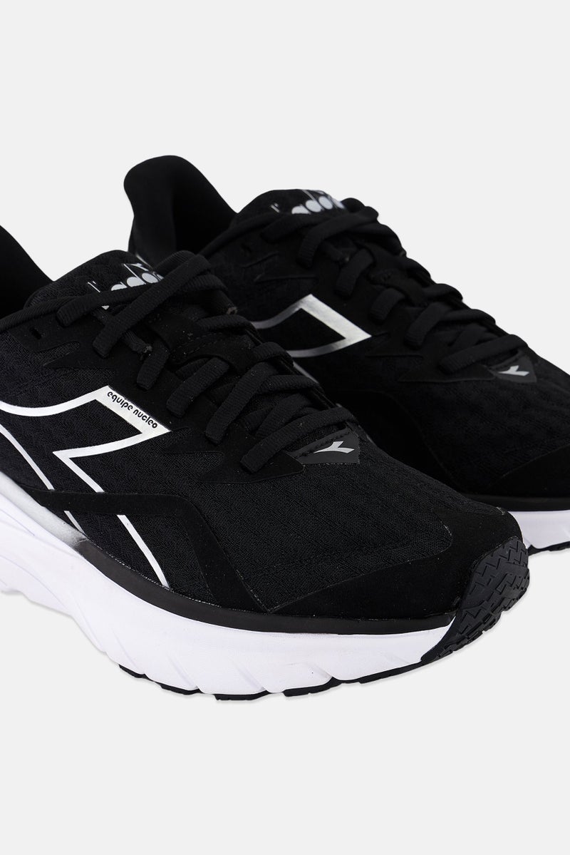 DIADORA حذاء نسائي خارجي مزود بأربطة من إكويب نيكليو، أسود - Image 3