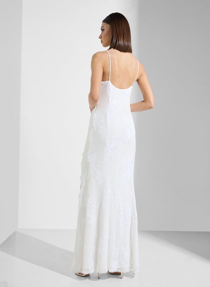 Ella Limited Edition Lace Overlay Maxi Dress - Image 2