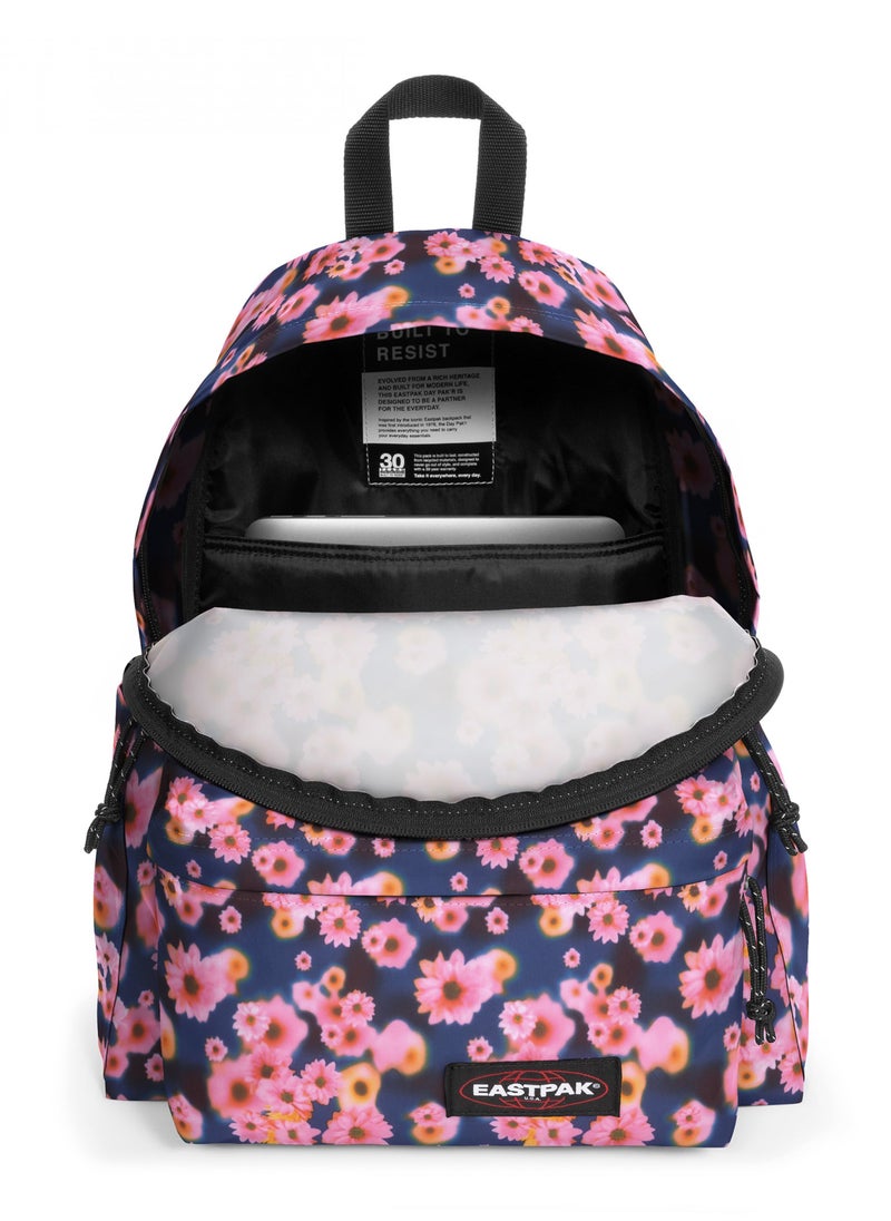 EASTPAK حقيبة ظهر Eastpak Day Pak'R متوسطة الحجم باللون الأزرق الداكن الناعم EK0A5BG47D1  - Image 2
