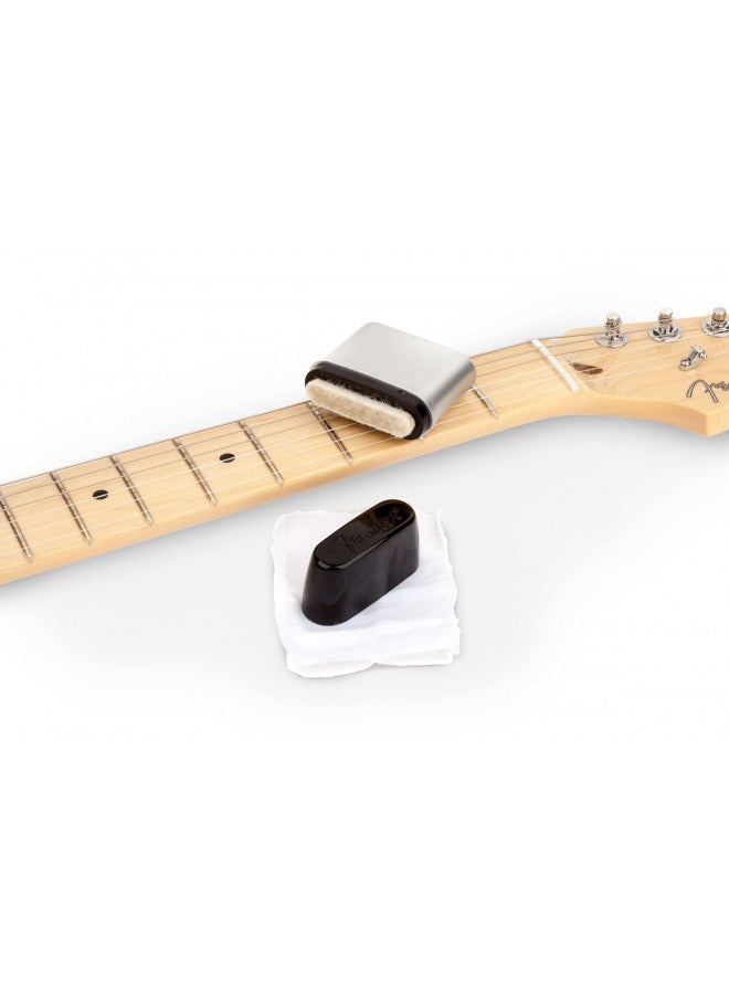 FENDER Fender Guitar Super Care Kit Bundle with Speed Stick String Cleaner, Custom Shop Deluxe Guitar Care System 4 Pack, Super-Soft Dual-Sided Microfiber Cloth, and Fender Factory Microfiber Cloth  - Image 4
