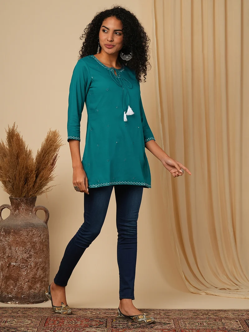 globus Women Embellished Tie-Up Round Neck Tunic