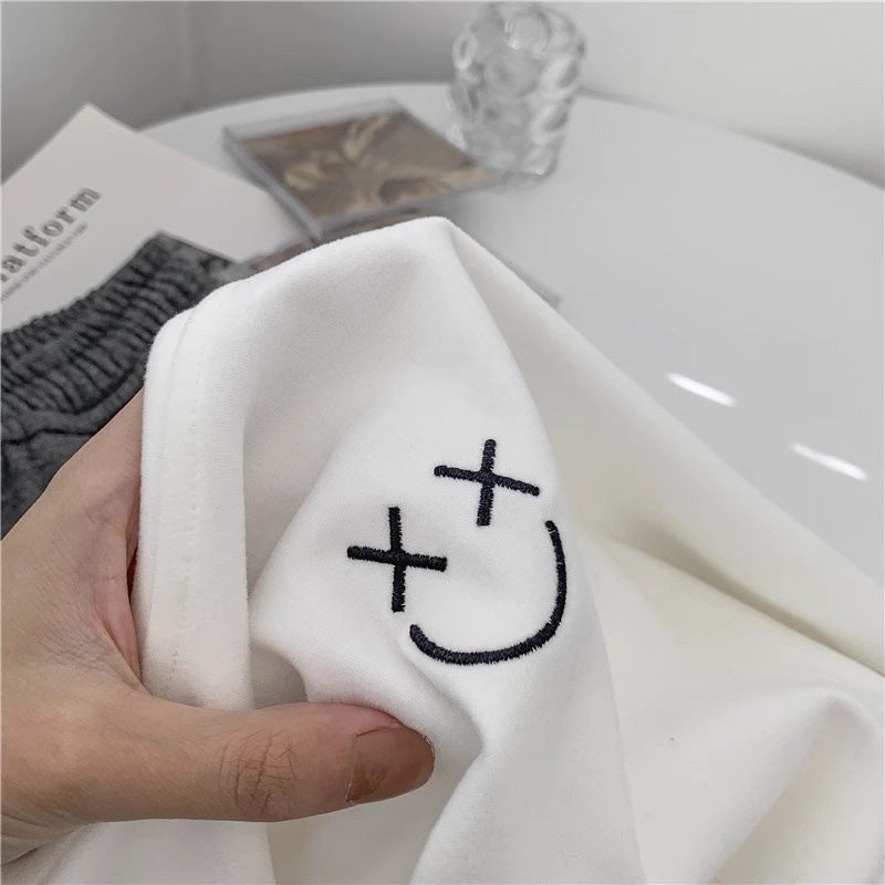 Double-sided Velvet Smiley Embroidered White Warm Base Shirt Womens Spring and Autumn Velvet Thickened Loose Round Neck Long-sleeved T-shirt black smiley face