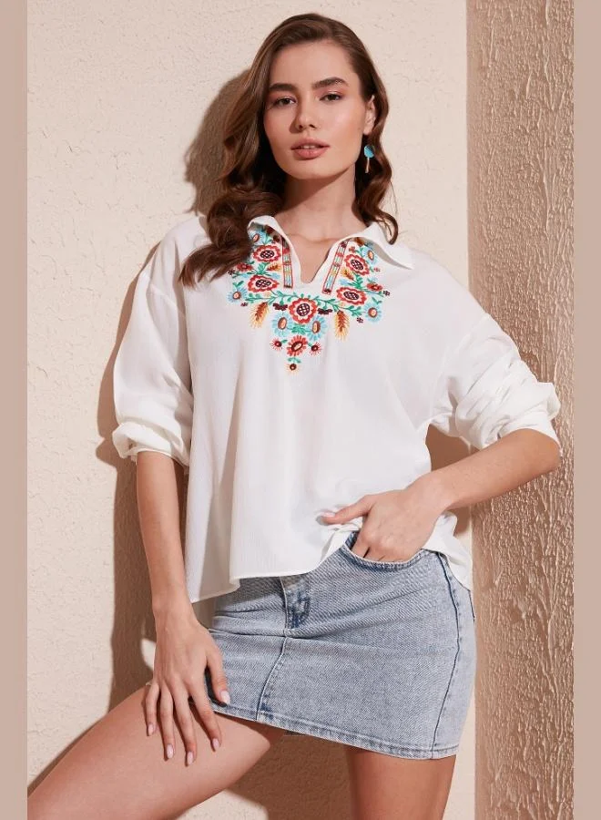 Lela Lela Cotton Regular Fit Embroidered Blouse Women's Blouse 611BZ0181