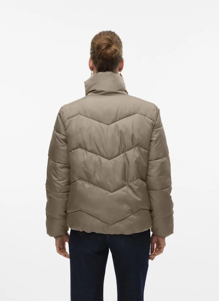 فيرو مودا جاكيت طويل بأكمام مفصلة وجيوب