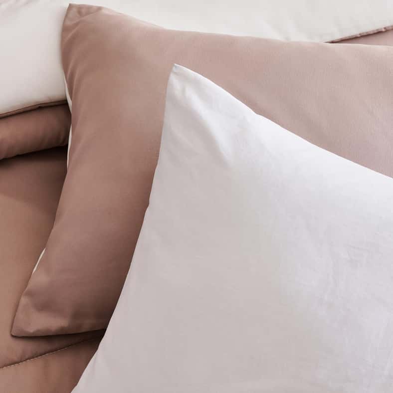 Pan Home طقم لحاف كوين قابل للعكس - بيج داكن/عاجي - Image 5