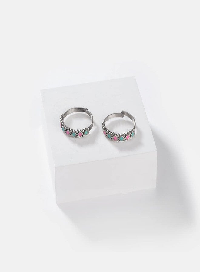 Shaya by CaratLane 925 Silver Oxidised Antique Vapi Pillar Toe Rings Gifts for Womens & Girls - Image 3