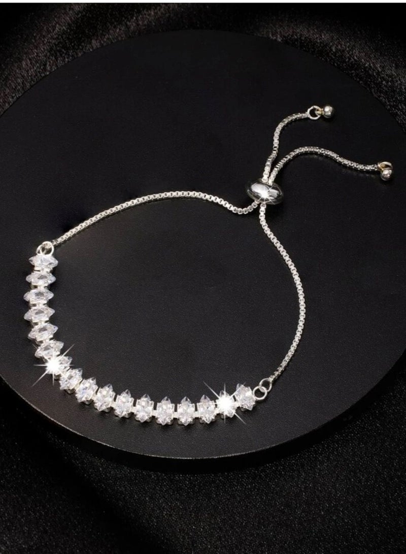 Elegant Silver Zirconia Bracelet