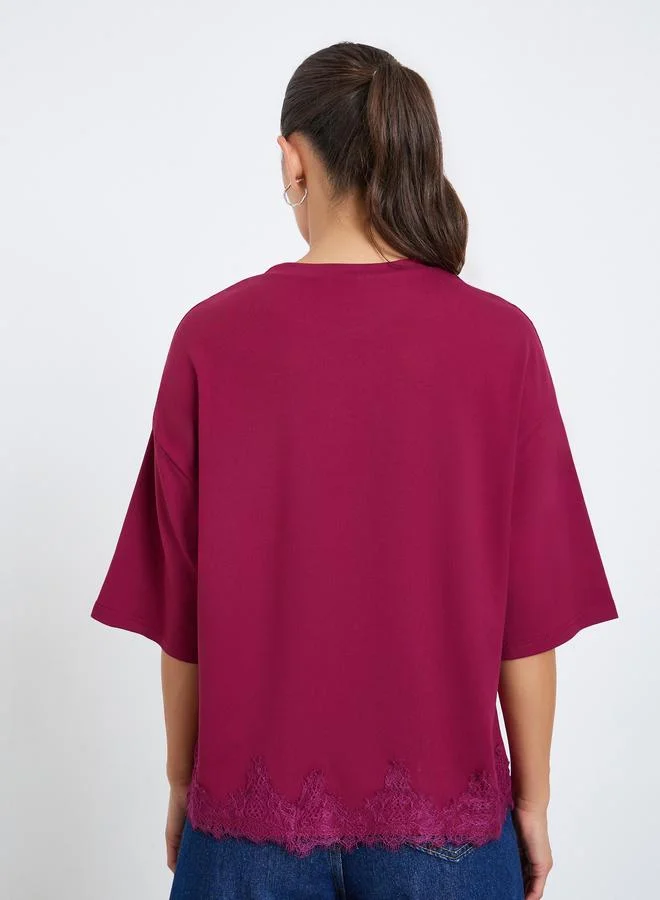Styli Women Burgundy Lace Hem Oversized T-Shirt