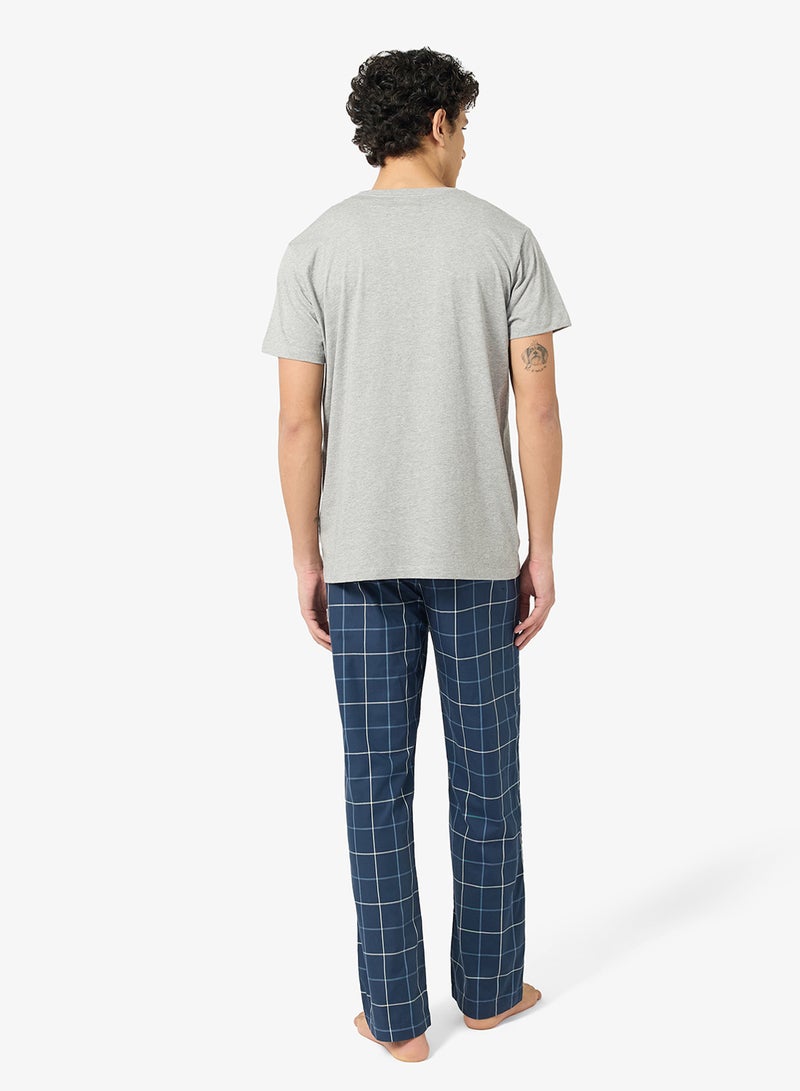 Hackett Crew Neck T-Shirt And Pajama Set - Image 2