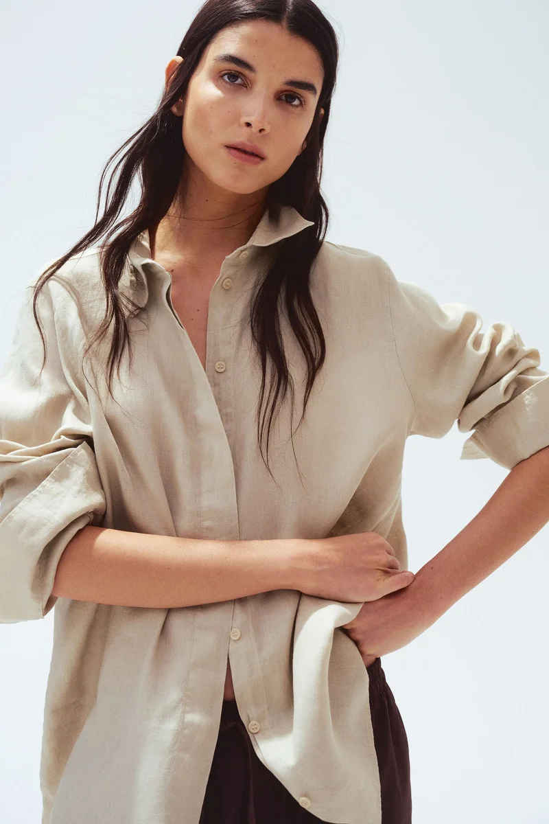 اتش اند ام قميص من الكتان