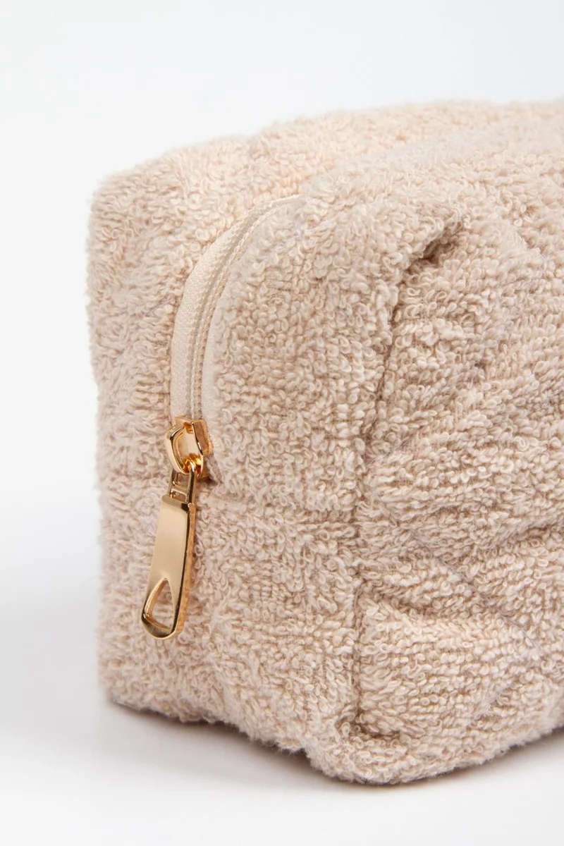 باهلس Beige Towel Super Size Makeup Bag