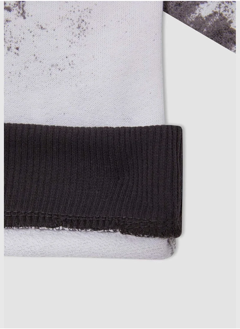 DeFacto Regular Fit Long Sleeve Sweatshirt