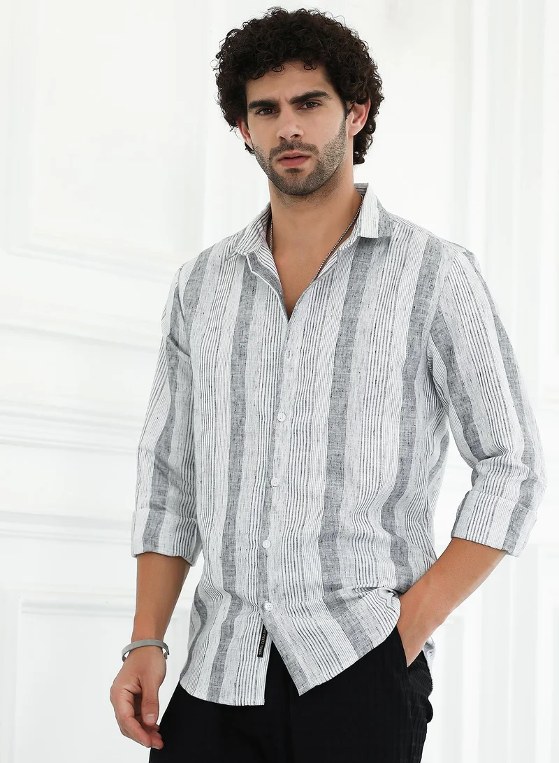كامبوس سوترا Men's Ash Grey Pincandy-Striped Regular Shirt