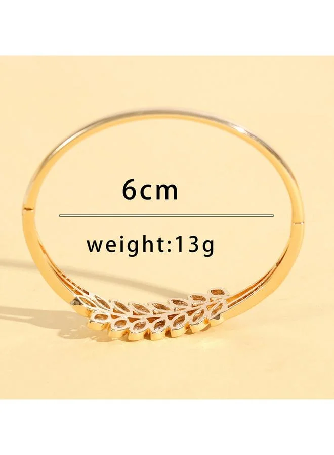 تايك تو سوار مزين بشكل ورقة