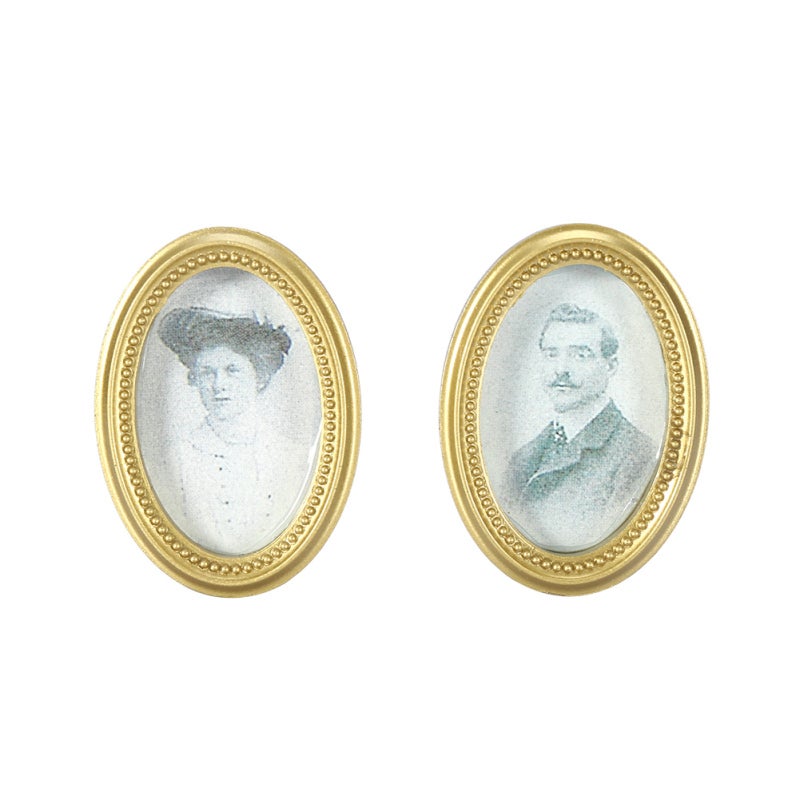 1:12 Scale Miniature Oval Frame - Medieval European Style Dollhouse Wall Decoration - Exquisite Picture Frame for 1:12 Scene Dollhouse DIY Supplies - Image 1