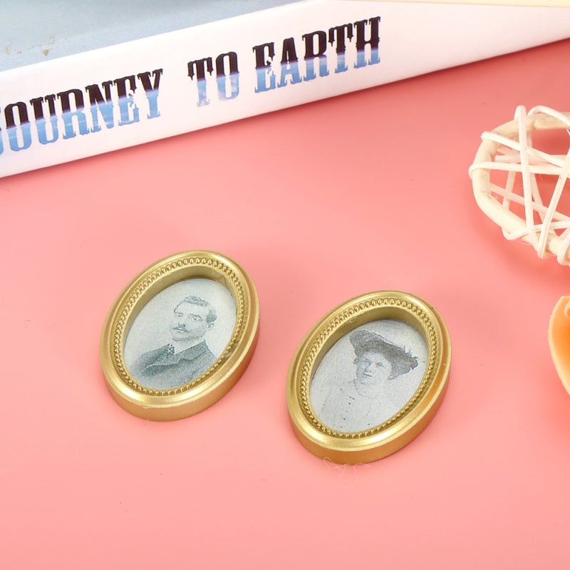 1:12 Scale Miniature Oval Frame - Medieval European Style Dollhouse Wall Decoration - Exquisite Picture Frame for 1:12 Scene Dollhouse DIY Supplies - Image 5