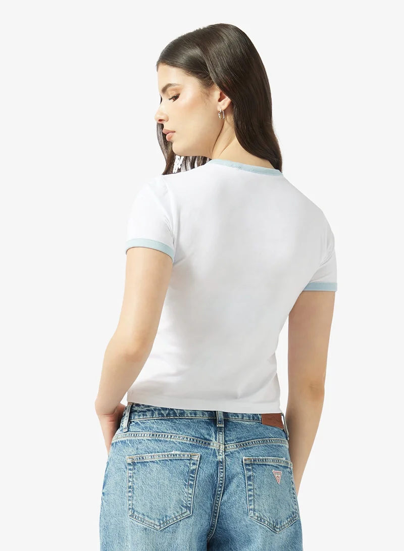 جيس جينز تيشيرت أطفال بأكمام قصيرة وياقة دائرية وطبعة قلب