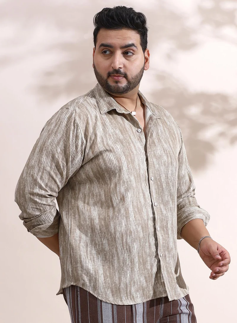 Instafab Plus  Instafab Plus Men's Beige & White Distortion-Weave Shirt For Casual Wear | Spread Collar | Long Cuffed Sleeves | Button Closure | Plus Size Shirt Crafted With Comfort Fit For Everyday Wear for Men | Best Price UAE
