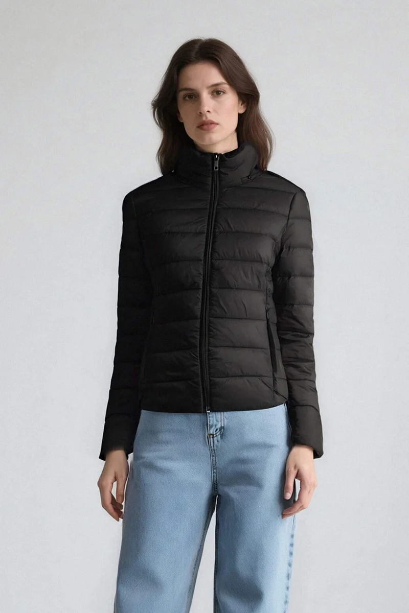 ديفاكتو Waterproof Regular Fit High Neck Zippered Puffer Jacket