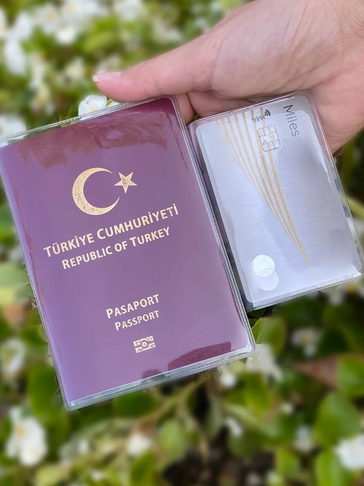 Gempo 6 Pieces Transparent Waterproof Passport Protection Container Passport Case High Quality PVC Cleanable