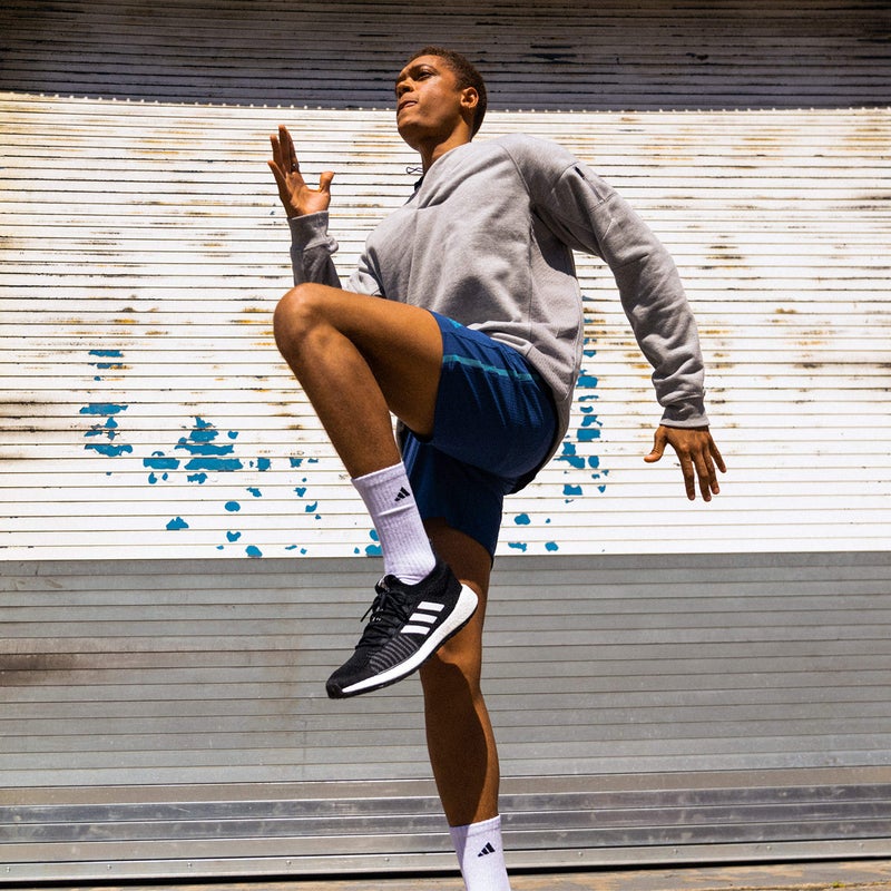 adidas 600 ML (20 oz) Metal Water Bottle, Hot/Cold Double-Walled Insulated 18/8 Stainless Steel, Black/Silver Metallic, One Size - Image 2