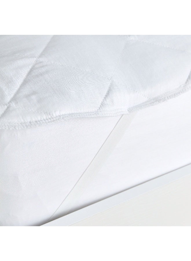 Home Box Hilton Microfiber Queen Mattress Protector - Image 4