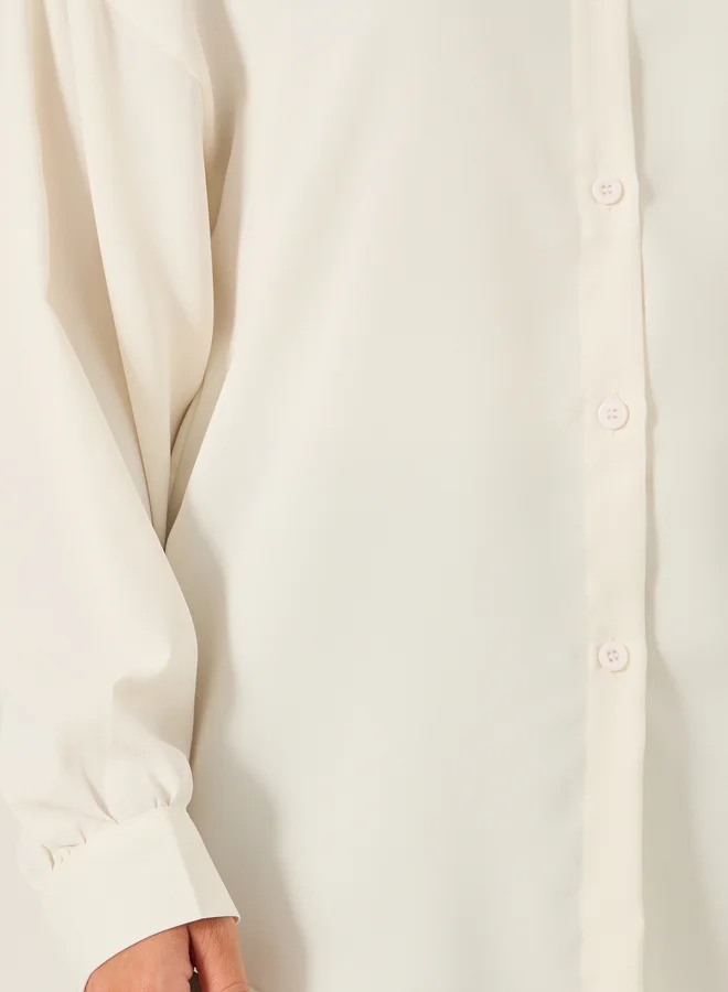 Styli Solid Spread Collar Regular Fit Shirt