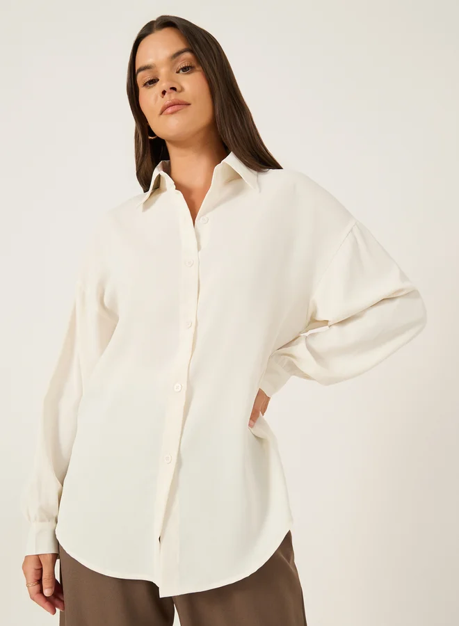Styli Solid Spread Collar Regular Fit Shirt