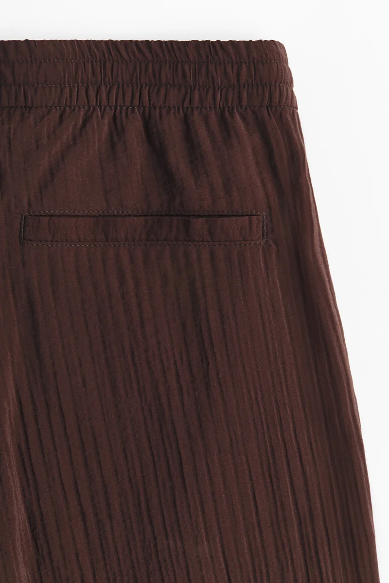 H&M  Relaxed Fit textured trousers for Men | Best Price UAE
