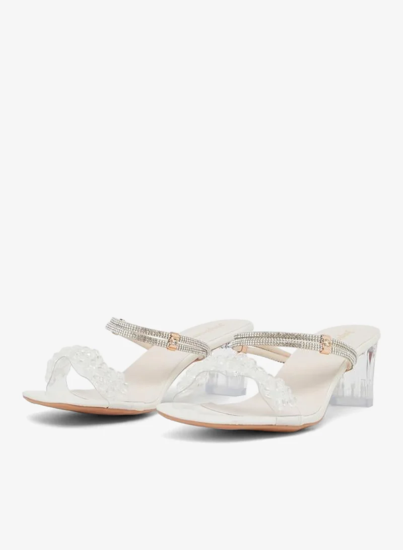 تايك تو صندل بكعب سميك ومزين بالكريستال