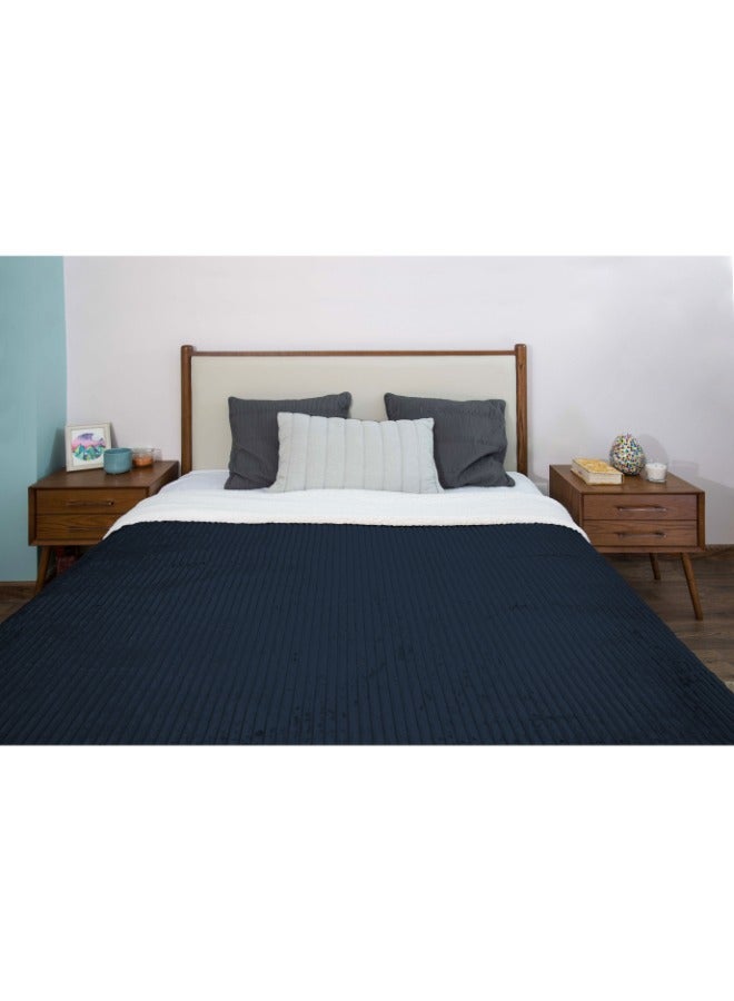Mintra Blanket Double Sided Sherpa & Strip Soft Flannel Navy 220x240 - Image 4