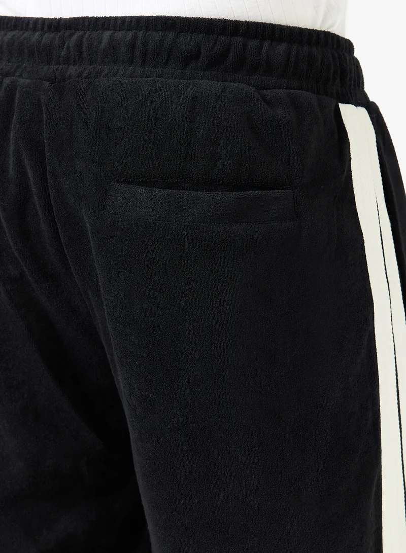 JACK & JONES  Drawstring Detail Sweatshort for Men | Best Price UAE
