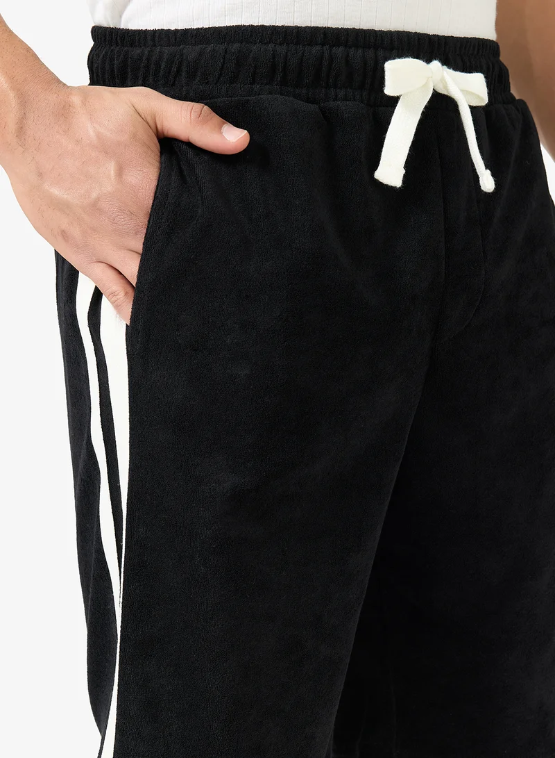 JACK & JONES  Drawstring Detail Sweatshort for Men | Best Price UAE