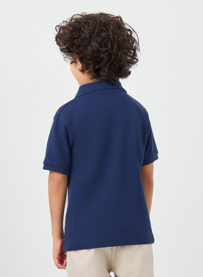ستايلي تيشيرت بولو قطن سادة أزرق داكن للأولاد - Image 4