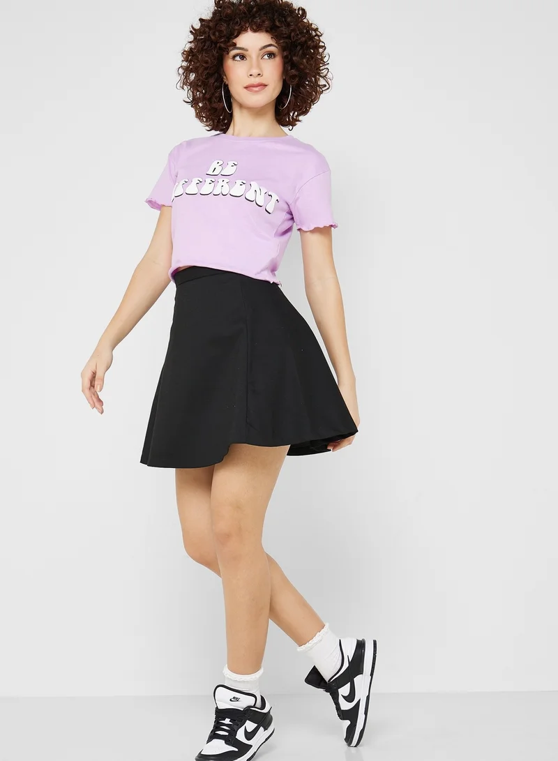 Ginger Lettuce Hem Graphic T-Shirt