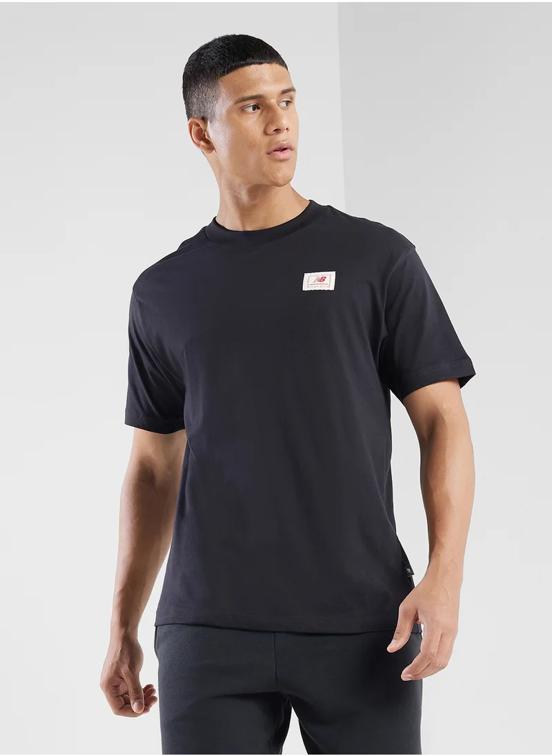 نيو بالانس Woven Label T-Shirt