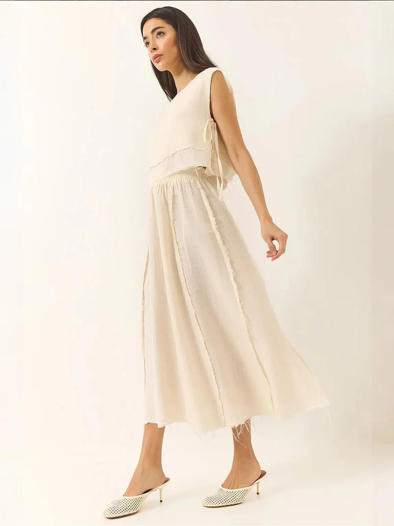 LUCCI Textured Blouse & Skirt Muslin Fabric Two-Piece Set