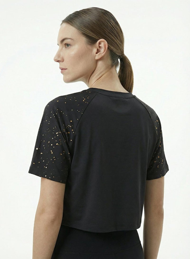 Cardio Bunny Women's Slim Fit Cropped Tee With Raglan Cap Sleeve And Gold Foil Print - Image 5